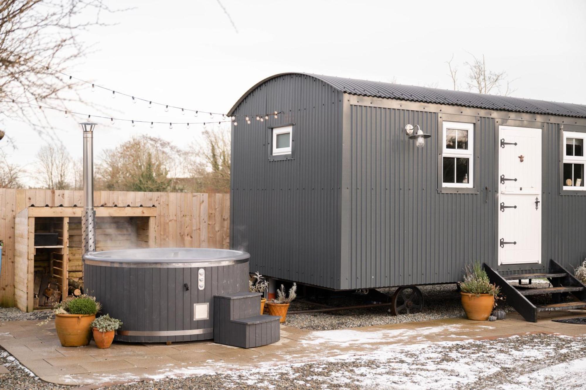 Barfield Shepherds Hut Magherafelt Exteriér fotografie